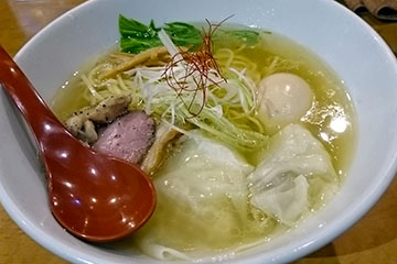 麺屋 翔の特製塩ラーメン